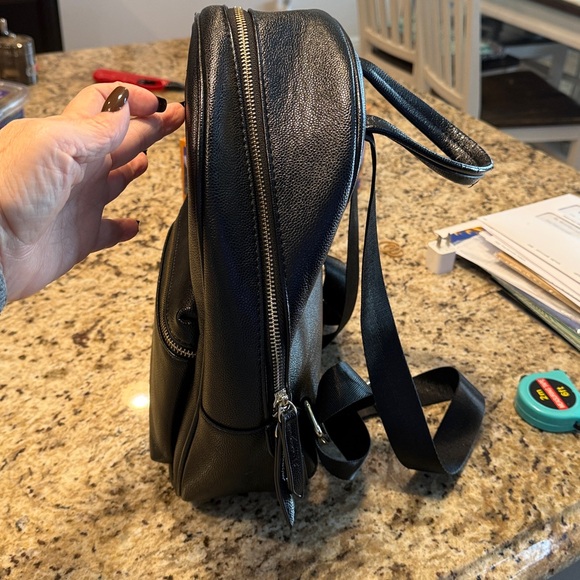 Pre loved Inspired Backpack Bag Black-REVIEW LAST TWO PICTURES FOR CALLOUTS - Picture 2 of 11